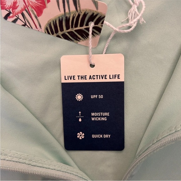 Tommy Bahama Women's Short Sleeves 1/4 Zip Golf Polo Top Size M - Medium - NWT - Picture 10 of 11